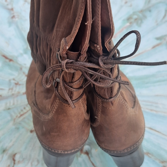 😃CLARKS ARTISAN LEATHER BOOTS NWOT - Picture 4 of 11